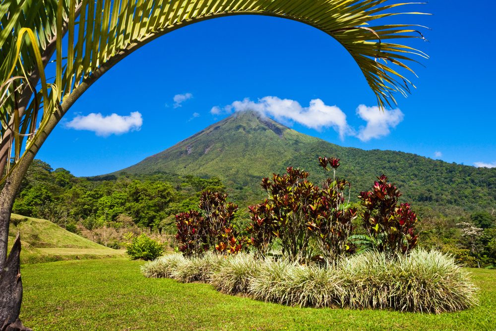 Arenal Volcano National Park (Official GANP Park Page)